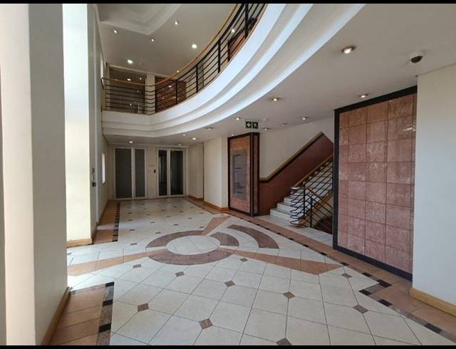 BUSINESS PROPERTY TO RENT IN WELTEVREDEN PARK